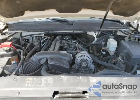 2013 Chevrolet Suburban C1500 Ltz z USA, uszkodzony, nr VIN 1GNSCKE09DR304666